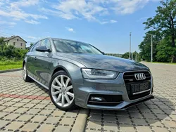 Szary Używany 2015 Audi A4 S-Line Kombi | 62 900 zł (Super Cena)