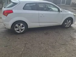 Biały Używany 2012 Kia Ceed Hatchback | 16 000 zł (Dobra cena)