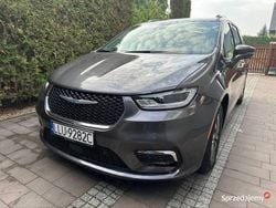 Grafitowy Używany 2021 Chrysler Pacifica SUV | 147 000 zł (Uczciwa cena)