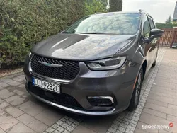 Grafitowy Używany 2021 Chrysler Pacifica SUV | 150 000 zł (Uczciwa cena)