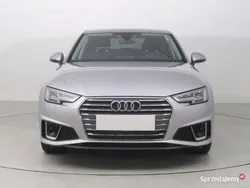 Srebrny Używany 2019 Audi A4 Sedan/Limuzyna | 88 499 zł (Dość drogi)