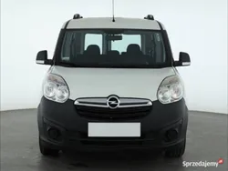 Biały Używany 2015 Opel Combo Minivan | 22 999 zł (Uczciwa cena)