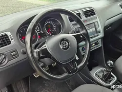 Czarny Używany 2016 VW Polo Hatchback | 32 900 zł (Uczciwa cena)