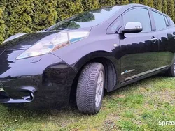 Czarny Używany 2014 Nissan Leaf Hatchback | 23 000 zł