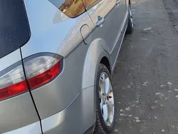 Srebrny Używany 2007 Ford S-MAX Minivan | 18 000 zł (Dość drogi)