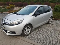 Srebrny Używany 2015 Renault Scénic III LIMITED Minivan | 23 900 zł (Uczciwa cena)