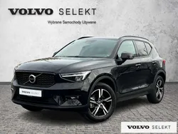 Czarny Używany 2024 Volvo XC40 SUV | 164 900 zł (Uczciwa cena)