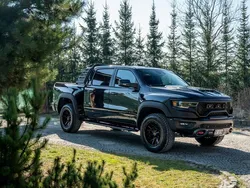 Czarny (metalik) Używany 2023 RAM 1500 Pickup | 329 999 zł