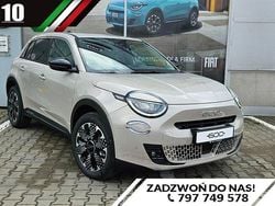 Beżowy (metalik) Nowe 2025 Fiat 600 Sedan/Limuzyna | 104 800 zł (Dość drogi)
