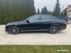 Czarny Używany 2015 Mercedes E220 Sedan/Limuzyna | 67 000 zł (Super Cena)