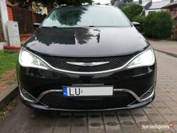 Używany 2018 Chrysler Pacifica SUV | 89 999 zł (Uczciwa cena)