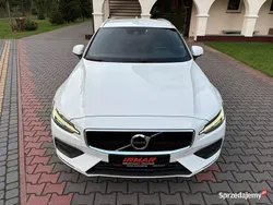 Biały Używany 2018 Volvo V60 Kombi | 78 000 zł (Uczciwa cena)