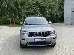 Srebrny Używany 2019 Jeep Grand Cherokee Limited SUV | 101 900 zł (Super Cena)