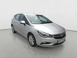 Srebrny Używany 2016 Opel Astra Hatchback | 17 000 zł (Super Cena)