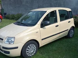 Żółty Używany 2010 Fiat Panda Hatchback | 9299 zł (Uczciwa cena)