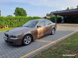 BMW 525