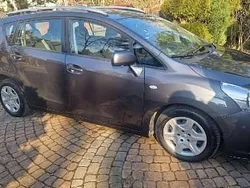 Szary Używany 2010 Toyota Verso Minivan | 16 500 zł (Uczciwa cena)