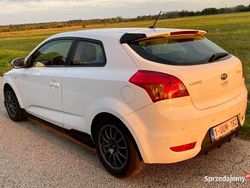 Biały Używany 2012 Kia ProCeed Coupe | 14 999 zł