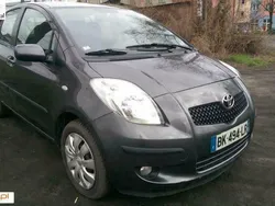 Fioletowy (metalik) Używany 2007 Toyota Yaris Hatchback | 15 900 zł (Dobra cena)