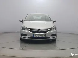 Srebrny Używany 2018 Opel Astra Enjoy Hatchback | 33 850 zł (Dobra cena)
