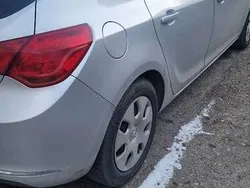 Srebrny Używany 2014 Opel Astra Hatchback | 22 000 zł (Uczciwa cena)