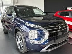 Niebieski Nowe 2025 Mitsubishi Outlander P-HEV SUV | 275 890 zł