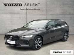 Szary Używany 2023 Volvo V60 Kombi | 164 900 zł (Uczciwa cena)