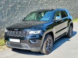 Czerwony Używany 2020 Jeep Grand Cherokee SUV | 129 900 zł (Uczciwa cena)