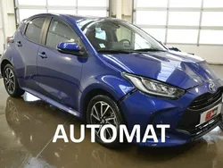 Niebieski Używany 2022 Toyota Yaris Hybrid Hatchback | 43 500 zł