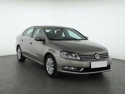 Beżowy Używany 2014 VW Passat Sedan/Limuzyna | 47 499 zł (Uczciwa cena)