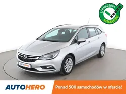Srebrny (metalik) Używany 2017 Opel Astra Kombi | 39 000 zł (Uczciwa cena)