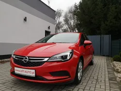Czerwony Używany 2017 Opel Astra Hatchback | 39 900 zł (Uczciwa cena)