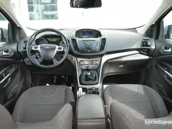 Srebrny (metalik) Używany 2015 Ford Kuga SUV | 45 900 zł (Dobra cena)