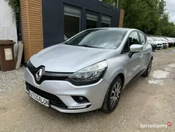 Srebrny (metalik) Używany 2018 Renault Clio IV Hatchback | 29 900 zł (Uczciwa cena)
