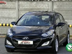 Czarny Używany 2012 Hyundai i30 Premium Hatchback | 31 650 zł (Dość drogi)