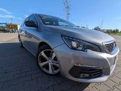 Srebrny Używany 2017 Peugeot 308 GT-line Kombi | 44 900 zł (Uczciwa cena)