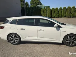 Biały Używany 2017 Renault Mégane IV Kombi | 44 900 zł (Dość drogi)