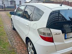 Biały Używany 2010 Honda Jazz Hatchback | 14 900 zł (Uczciwa cena)