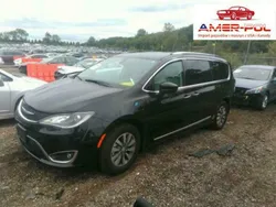 Czarny Używany 2020 Chrysler Pacifica SUV | 129 000 zł