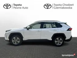 Biały Używany 2022 Toyota RAV4 Hybrid Comfort SUV | 149 900 zł (Dość drogi)