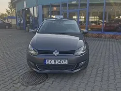 Szary Używany 2013 VW Polo Hatchback | 23 600 zł (Uczciwa cena)
