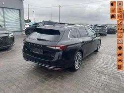 Czarny (metalik) Używany 2024 Skoda Superb Kombi | 135 900 zł