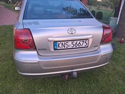 Srebrny Używany 2005 Toyota Avensis Sedan/Limuzyna | 9200 zł (Uczciwa cena)