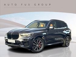 Szary arktyczny z brylantowym połyskiem metalizowany Używany 2021 BMW X5 Shadowline SUV | 249 900 zł (Dobra cena)