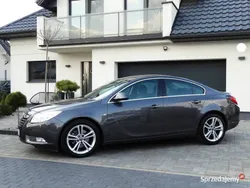 Szary Używany 2010 Opel Insignia Sport Sedan/Limuzyna | 26 700 zł (Uczciwa cena)