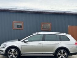 Inny kolor Używany 2017 VW Golf VII Kombi | 59 900 zł (Dość drogi)