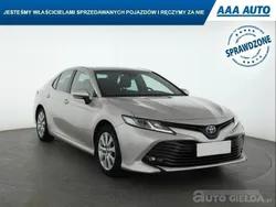 Beżowy Używany 2020 Toyota Camry | 99 999 zł (Uczciwa cena)