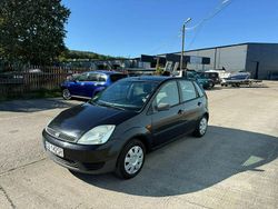 Czarny Używany 2004 Ford Fiesta Hatchback | 2500 zł (Uczciwa cena)