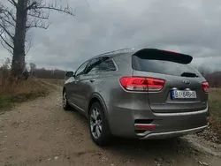 Złoty Używany 2016 Kia Sorento SUV | 57 900 zł