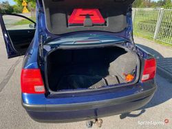Granatowy Używany 1999 VW Passat Sedan/Limuzyna | 3900 zł (Uczciwa cena)